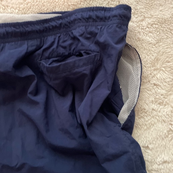 Vintage Nike Shorts - Picture 6 of 6